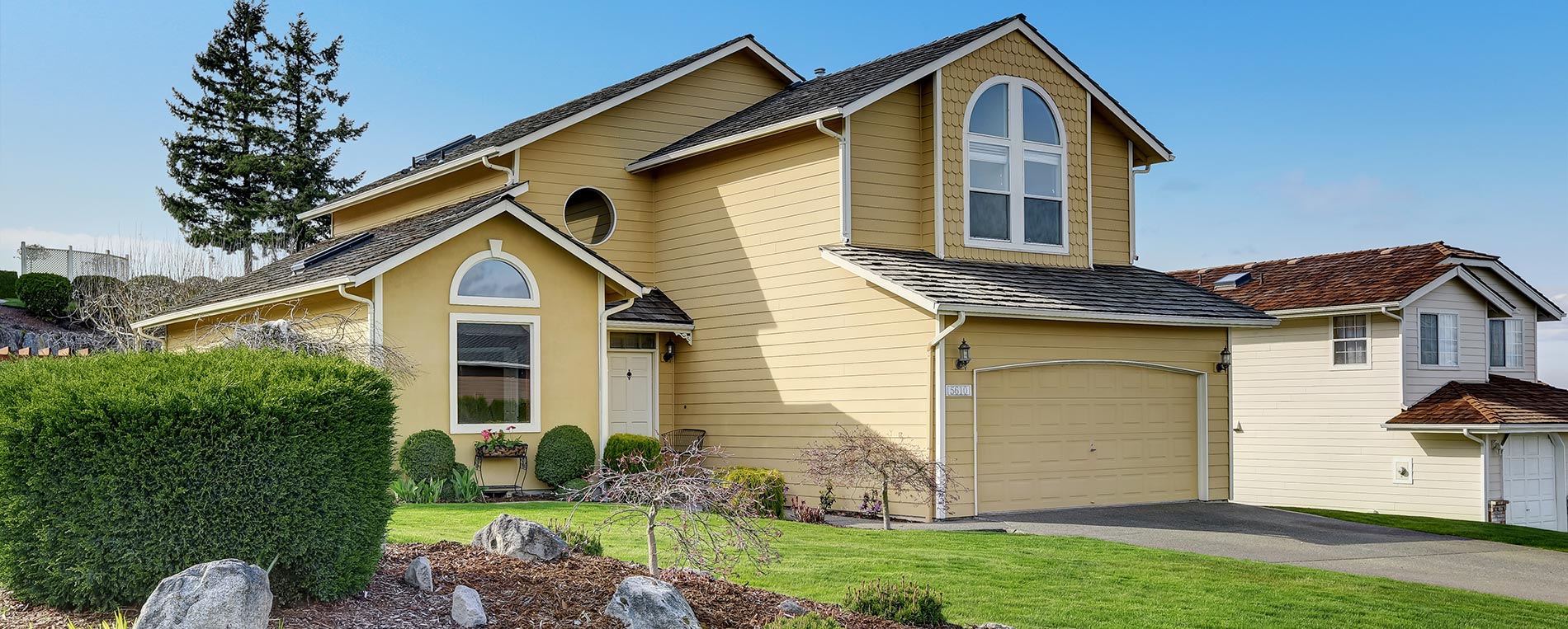 Dealing with Garage Door Track Issues